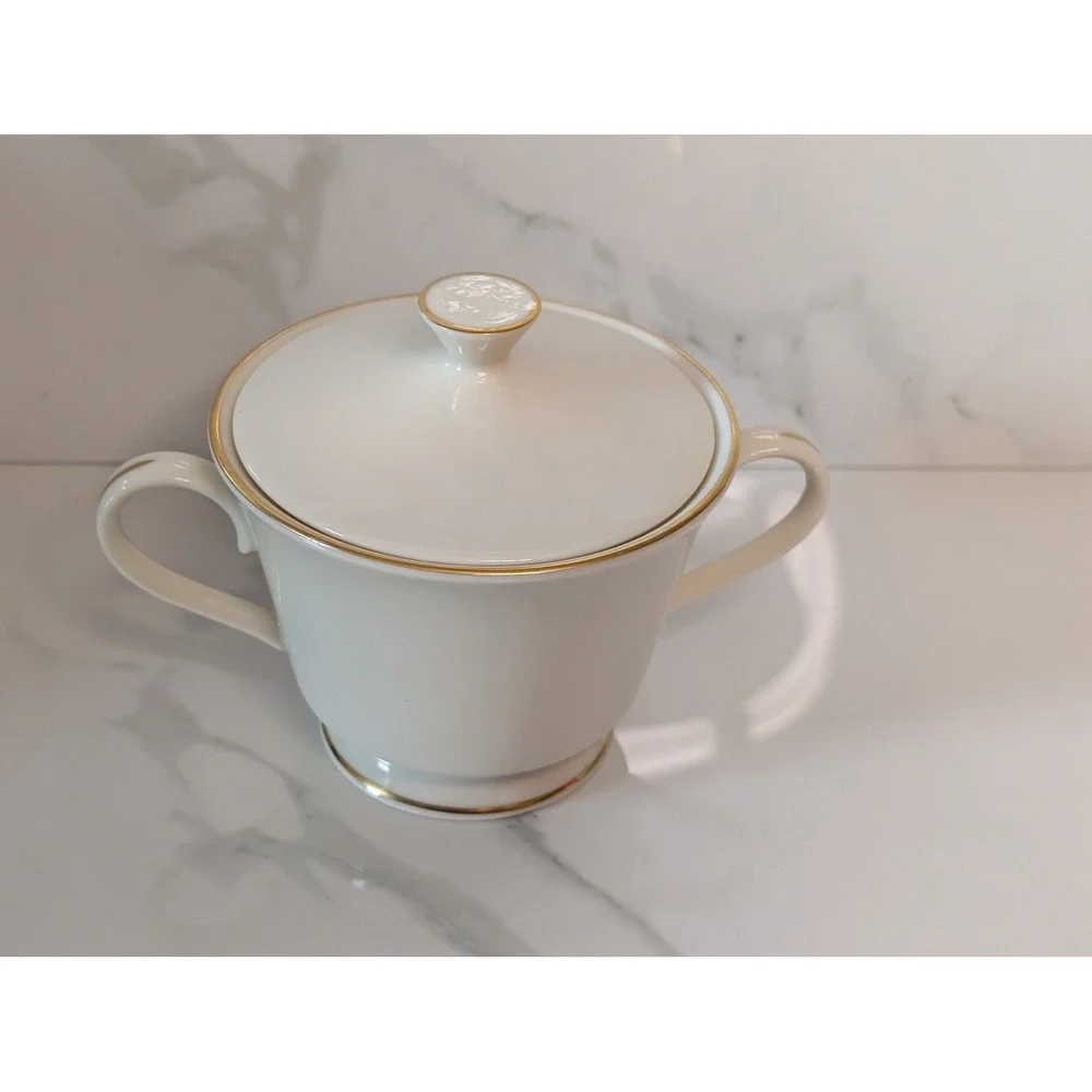 Lenox Hayworth Ivory Porcelain Sugar Bowl with Lid and Creamer Set Gold Trim